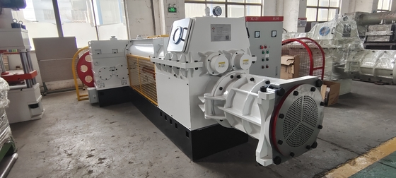 सूखी कक्ष और 11rpm/min धुरी गति के साथ स्वचालित मिट्टी की ईंट बनाने extruder मशीन