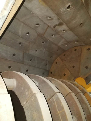 180kw डबल रोटर हथौड़ा क्रशर 36 हथौड़ों के साथ और खनिजों के प्रसंस्करण के लिए पानी सामग्री सहिष्णुता 8.5% से अधिक नहीं