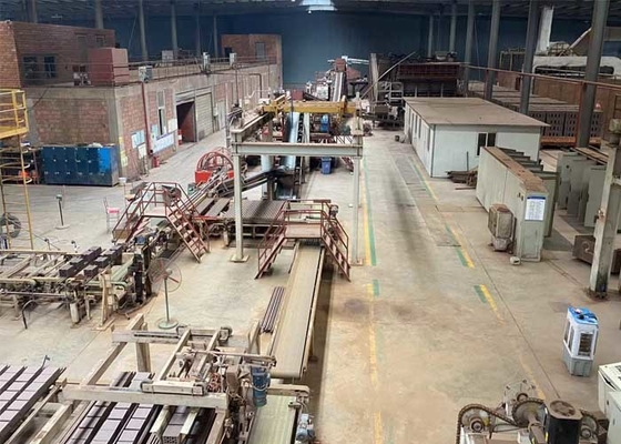 क्ले खोखले ब्लॉक बनाने के लिए भट्ठा स्वचालित उत्पादन लाइन