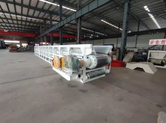 उच्च क्षमता अनुकूलित उत्पादन मिट्टी की ईंट बॉक्स फीडर के लिए बेल्ट खिला गति 5.2m / मिनट में ईंट बनाने में