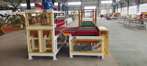ठोस और खोखले ब्लॉकों के लिए स्वचालित ईंट काटने की मशीन अधिकतम मिट्टी पट्टी लंबाई 2.1 मीटर