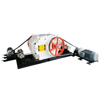 बीबीटी ऑटो ईंट बनाने की परियोजना के लिए नए डिजाइन की मिट्टी ईंट क्रशिंग मशीन रोलर क्रशर फाइन ग्राइंडर की आपूर्ति करता है